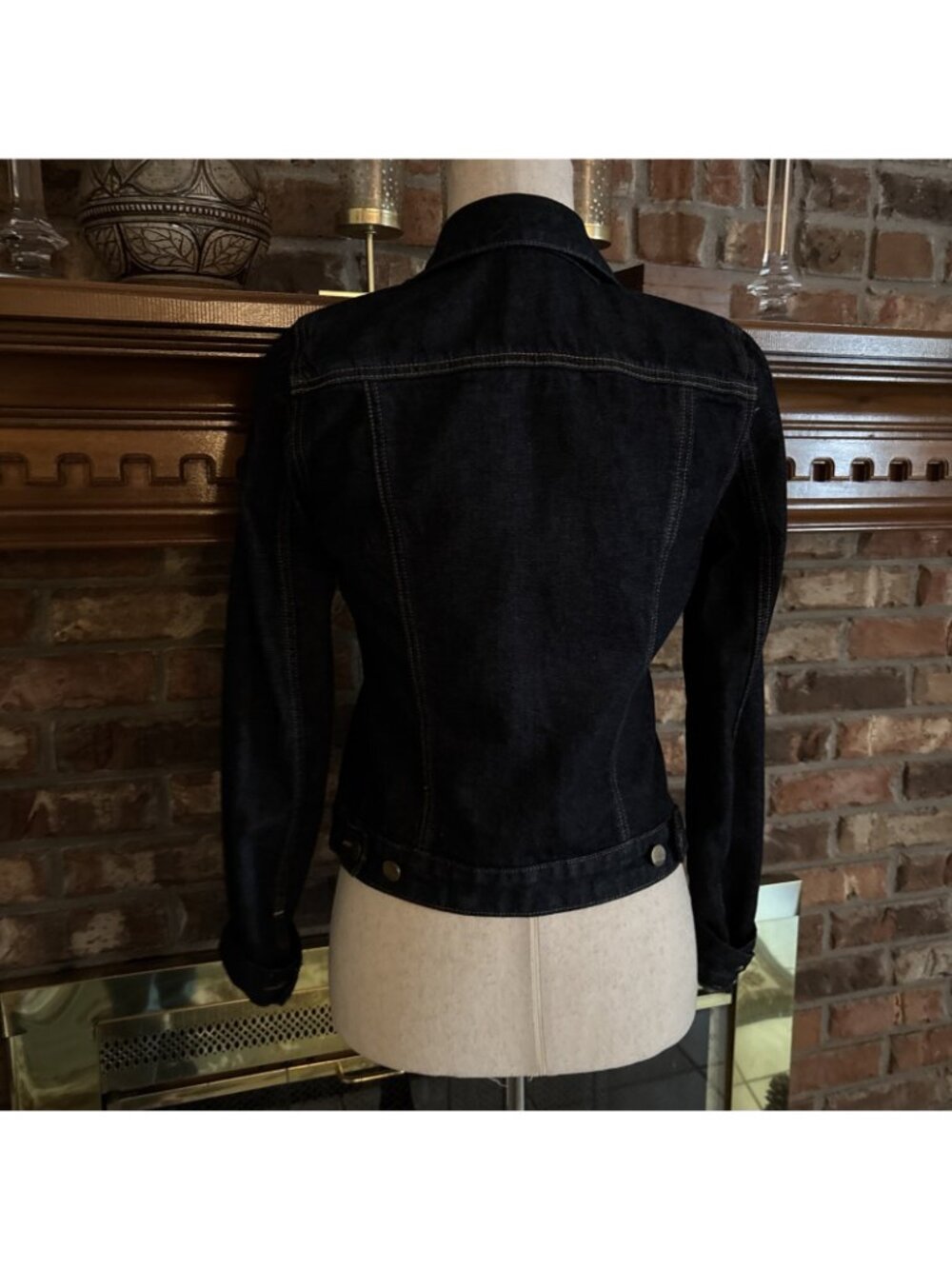 Gap 1969 Dark Denim Trucker Jacket Size Small Fitted See Measurements - Picture 3 of 7